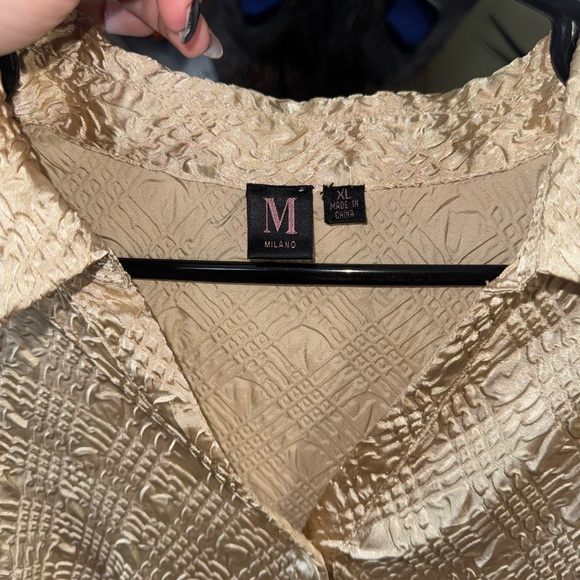 Milano Gold Puckered Pattern Button Down Blouse - Picture 4 of 5